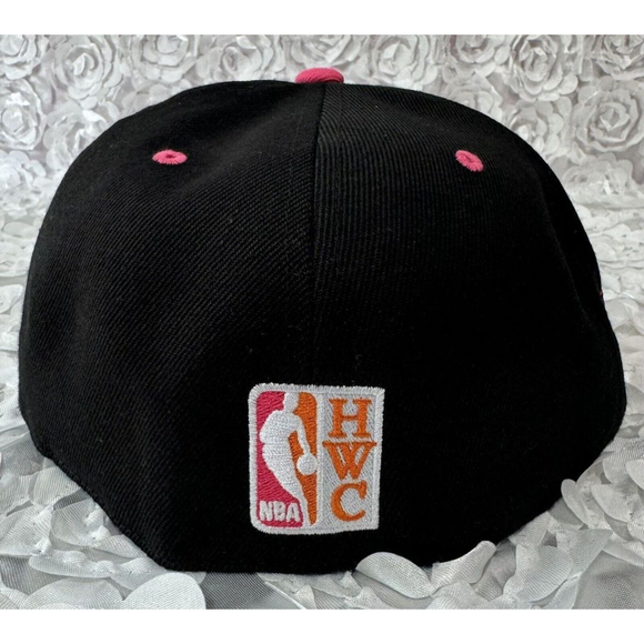 Mitchell & Ness Chicago Bulls Men's Hat HWC NBA Florida Sunset Black 7 3/4 - Picture 5 of 8